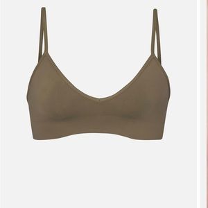 SKIMS NWT SOFT SMOOTHING BRALETTE 3X